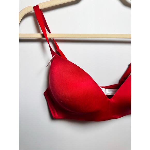 Brand New B. Tempt'd Wire Free Red T-Shirt Bra women's 32C - Picture 2 of 8